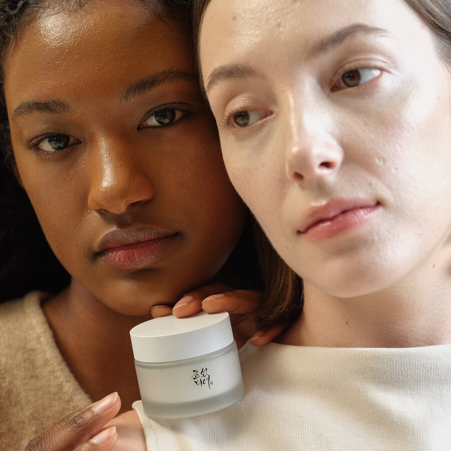 dynasty cream - best-selling hydrating moisturizer for dewy skin