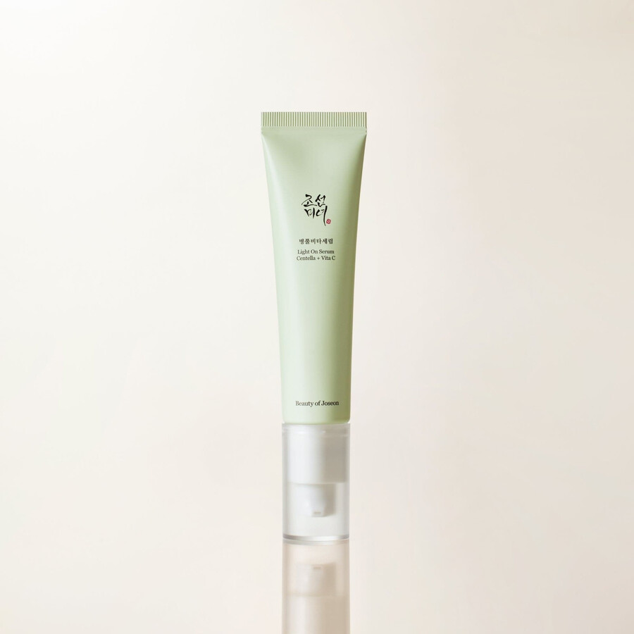 light on serum centella vita c